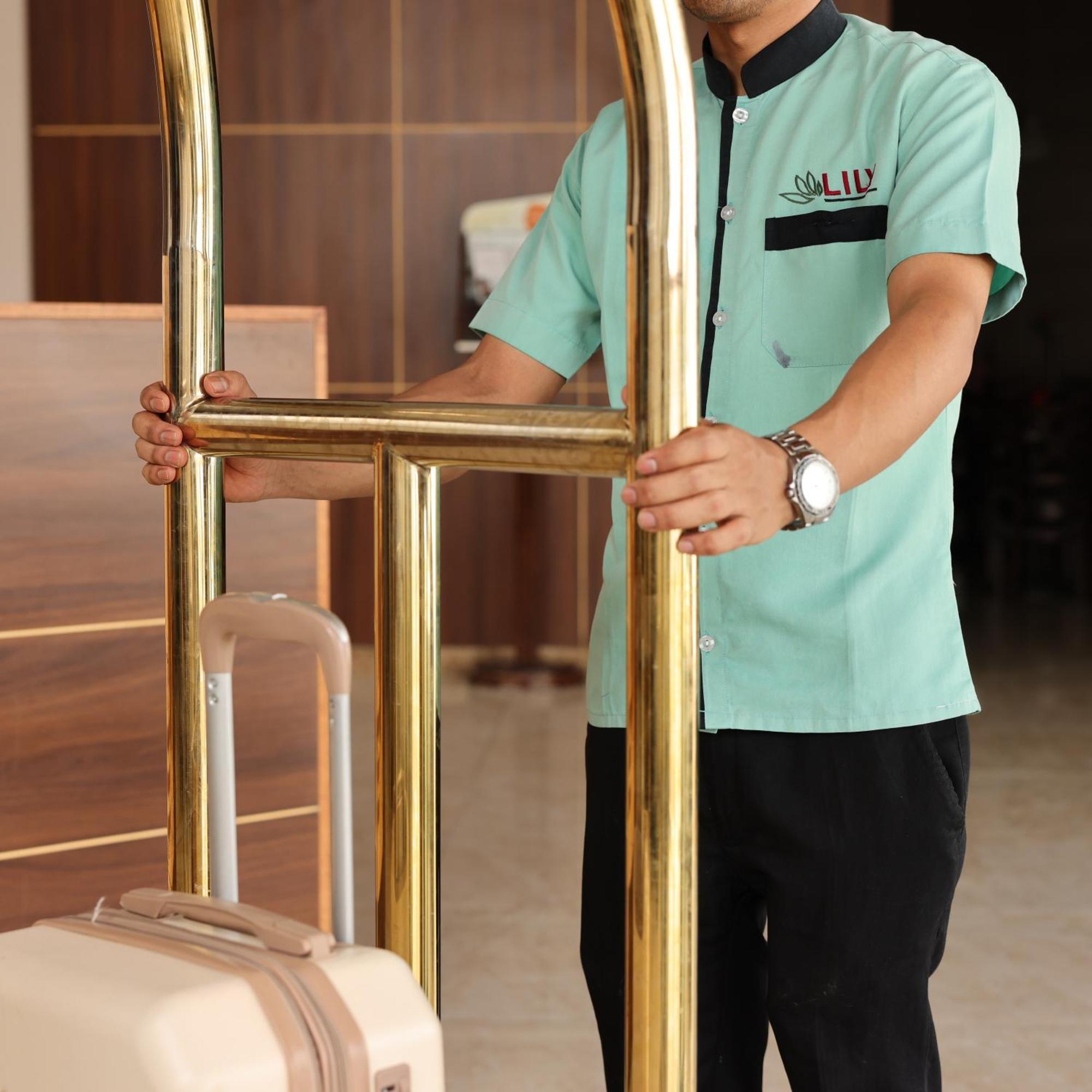 Lily Hotel Suite Mubarraz al-Hufuf Exteriör bild