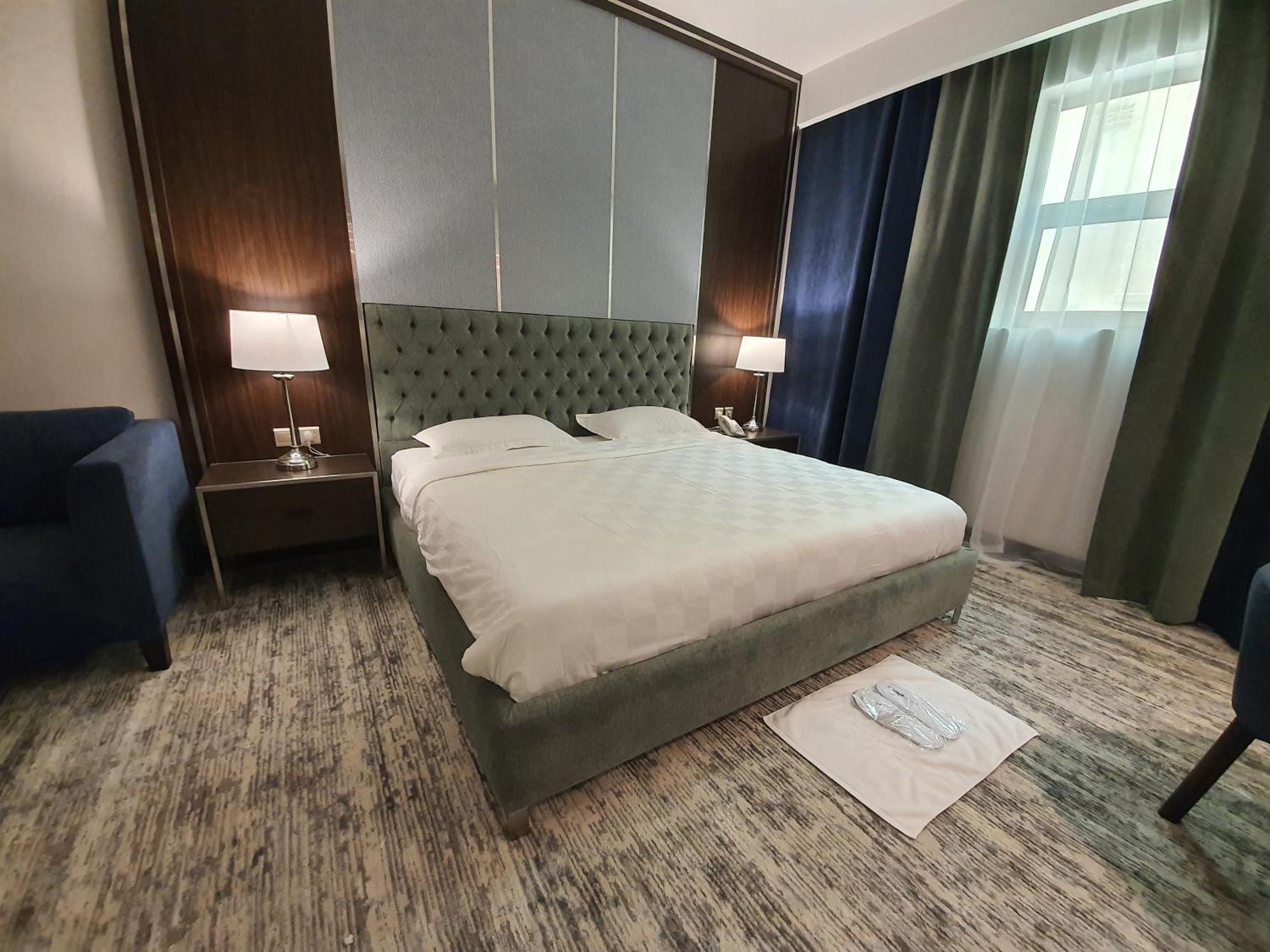 Lily Hotel Suite Mubarraz al-Hufuf Rum bild