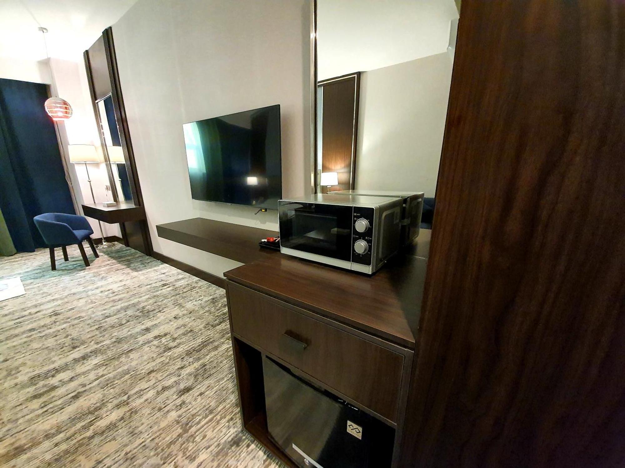 Lily Hotel Suite Mubarraz al-Hufuf Rum bild