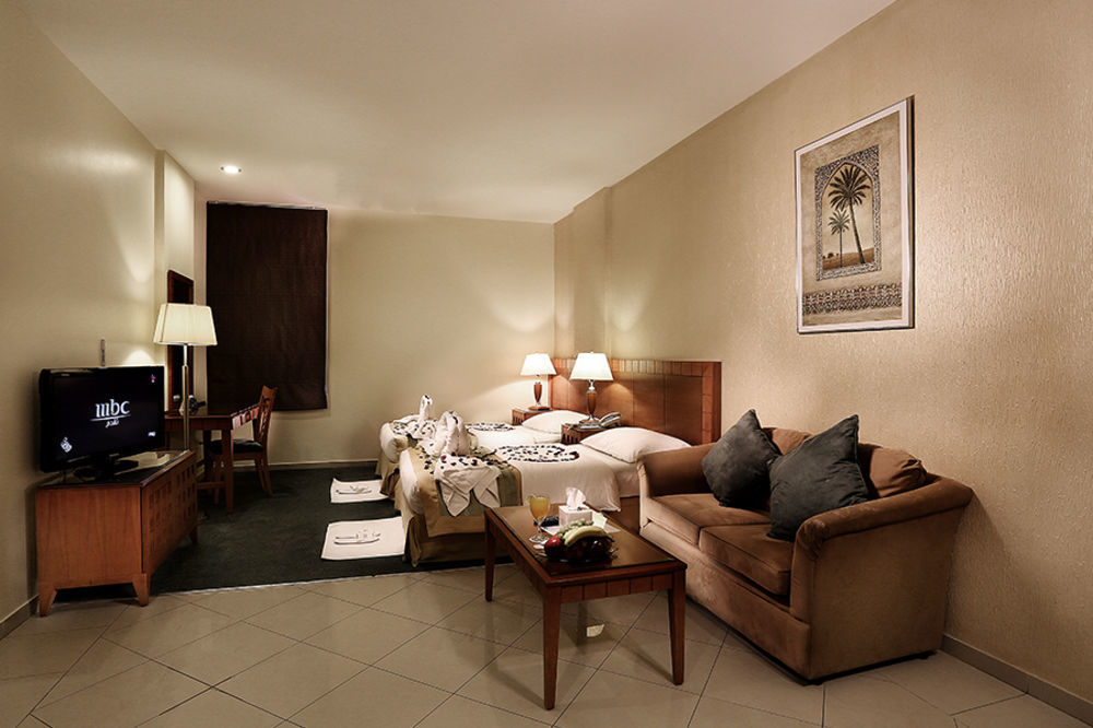 Lily Hotel Suite Mubarraz al-Hufuf Exteriör bild