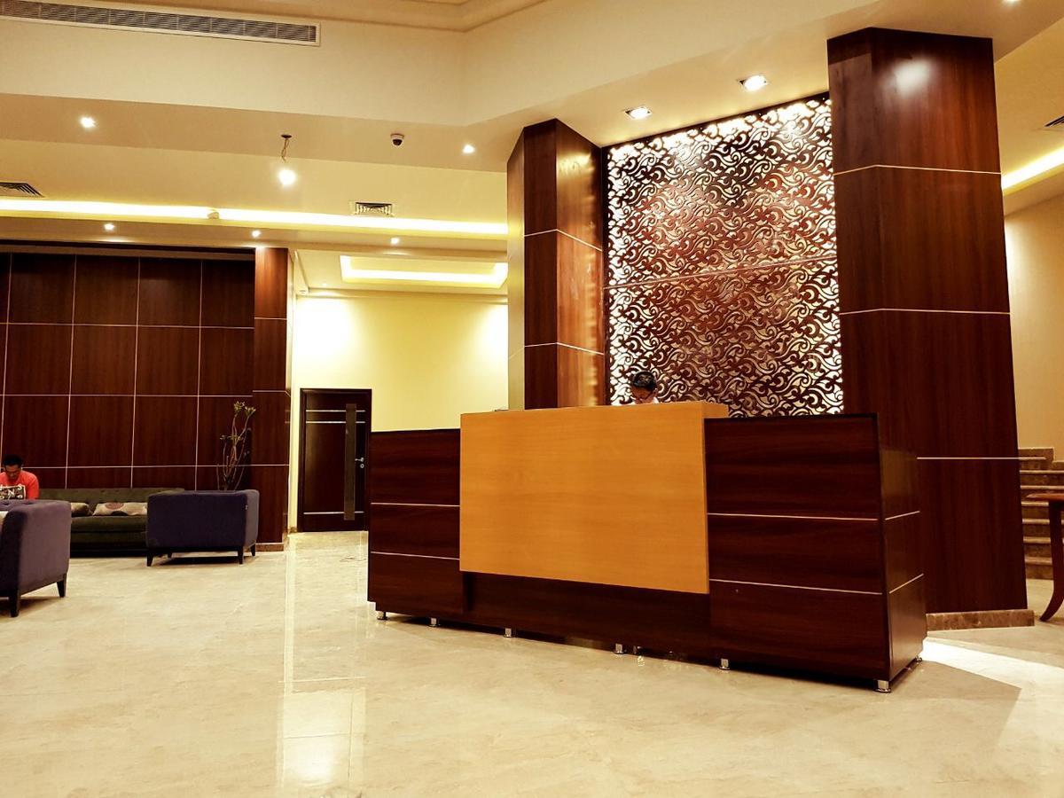 Lily Hotel Suite Mubarraz al-Hufuf Exteriör bild