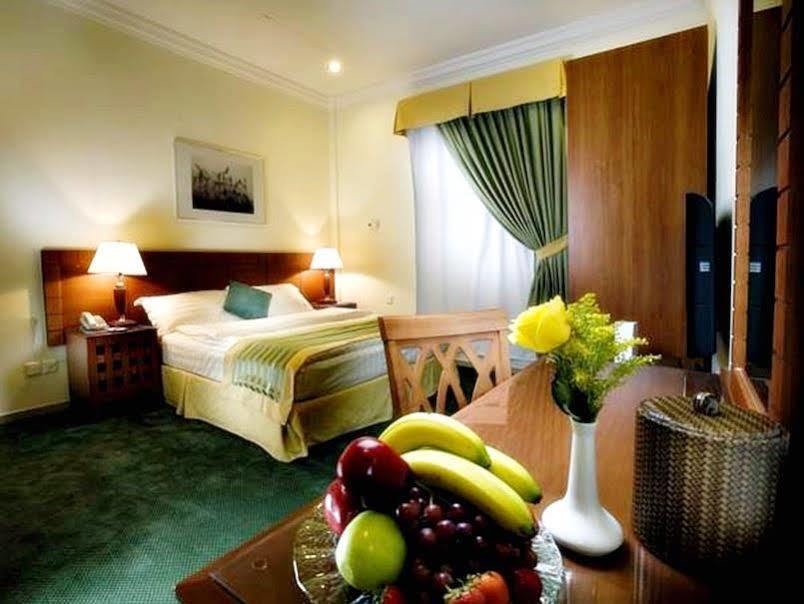 Lily Hotel Suite Mubarraz al-Hufuf Exteriör bild